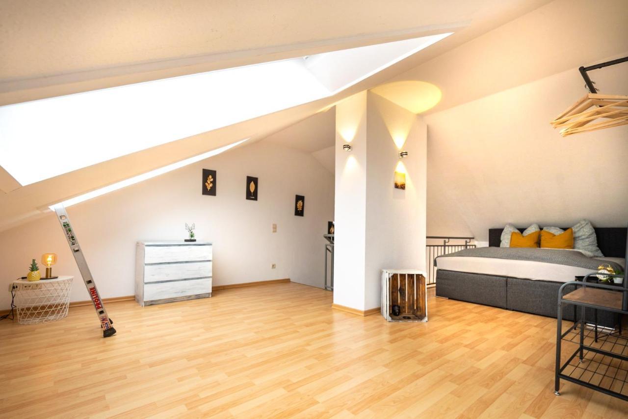 Blue Chili 99 - Grosszuegiges Loft Wlan Boxspringbett Bis 4 Pers Appartement Leipzig Buitenkant foto