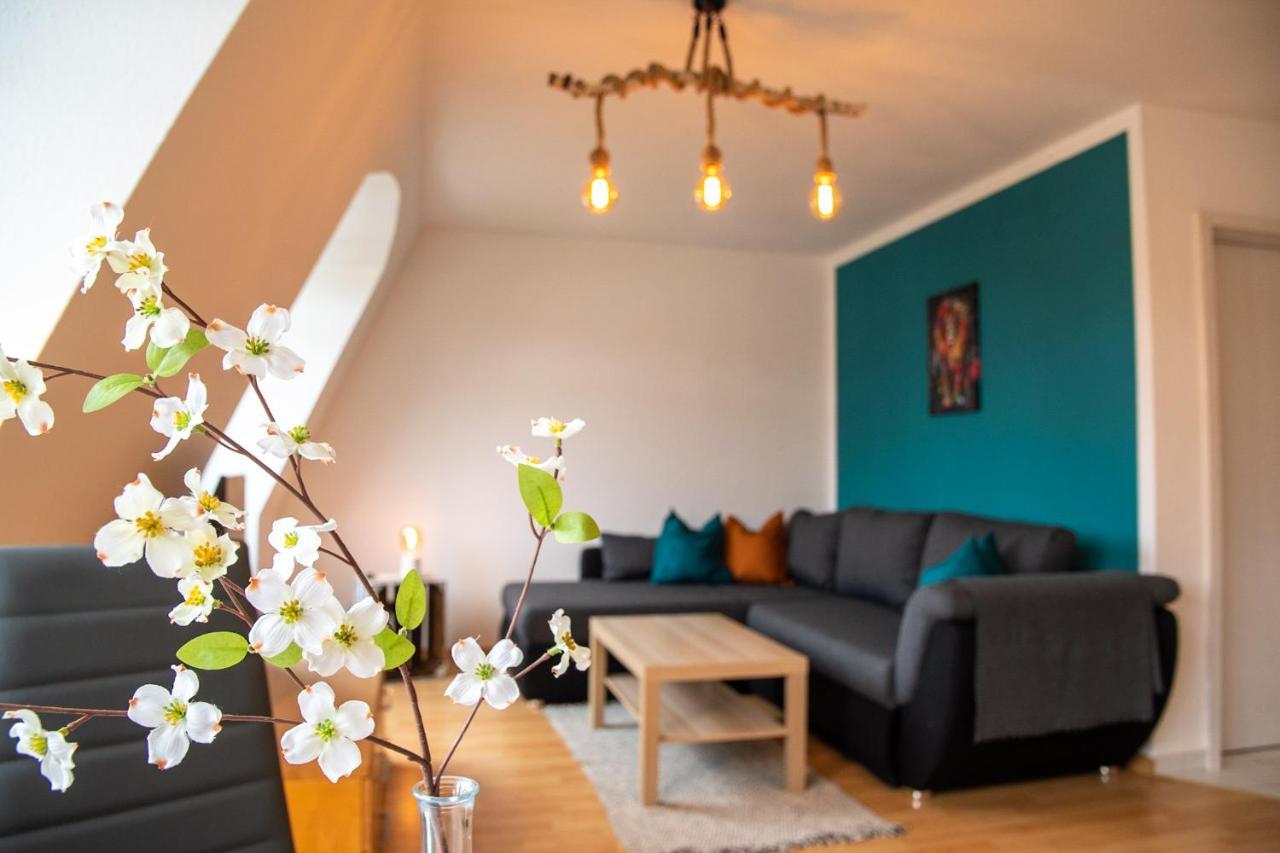 Blue Chili 99 - Grosszuegiges Loft Wlan Boxspringbett Bis 4 Pers Appartement Leipzig Buitenkant foto